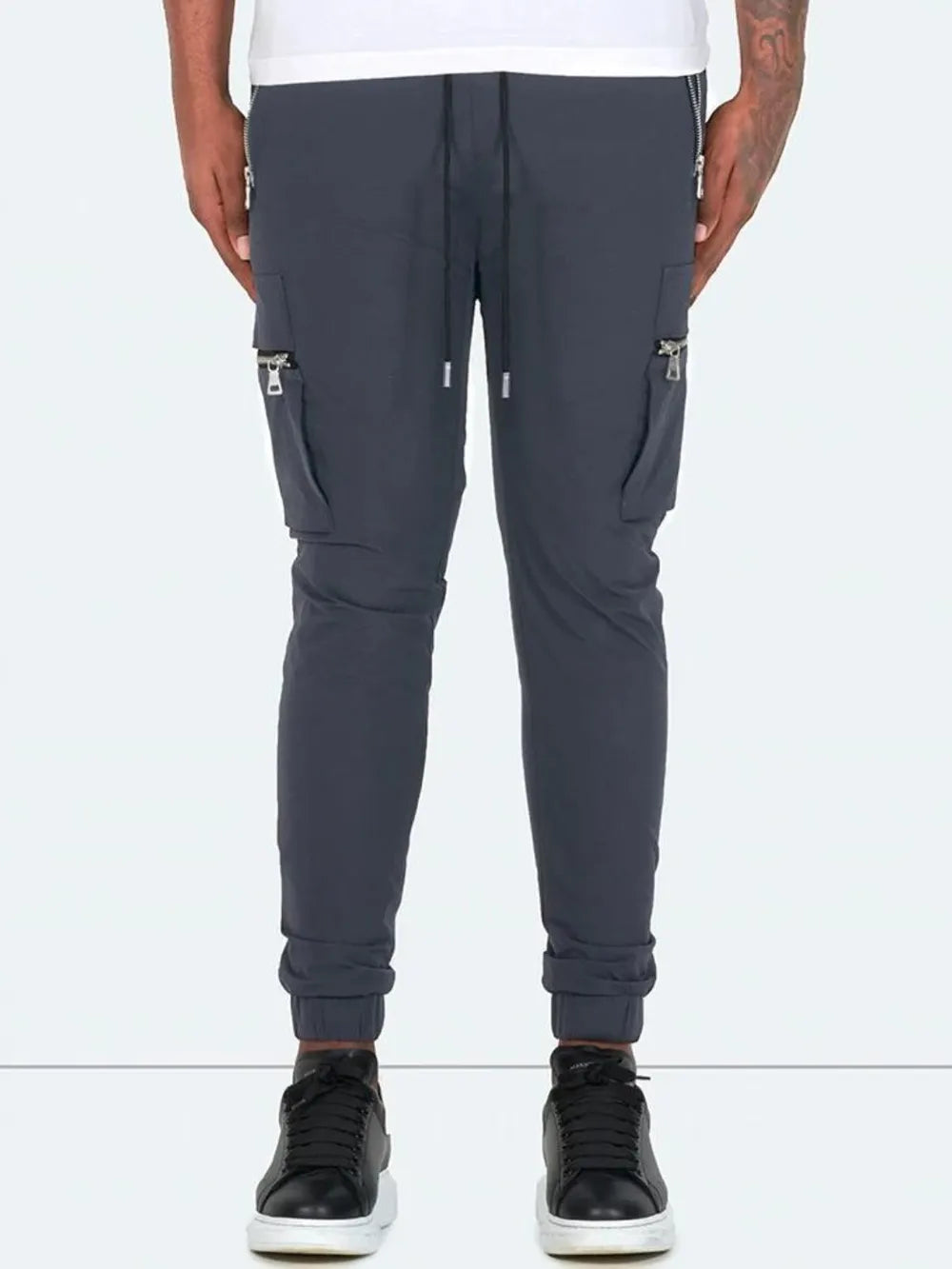 Trendsi affordable men's casual pants in gray with zippered pockets and a tapered fit
