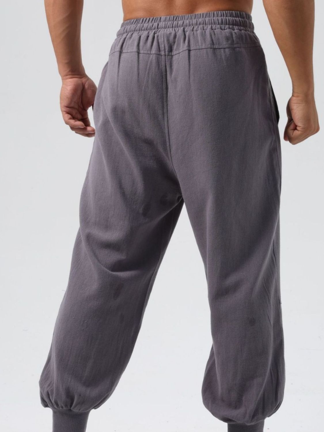 Trendsi men's casual jogging pants in gray with elastic cuffs and relaxed fit for comfort