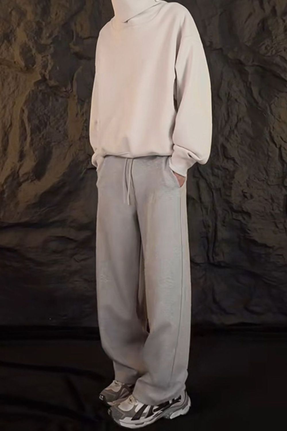 Trendsi men's drawstring sweatpants in grey, perfect for casual comfort and everyday wear