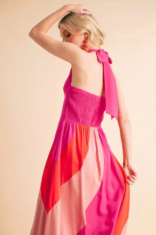 Trendsi sleeveless color block maxi dress with a smocked bodice and a stylish bow detail